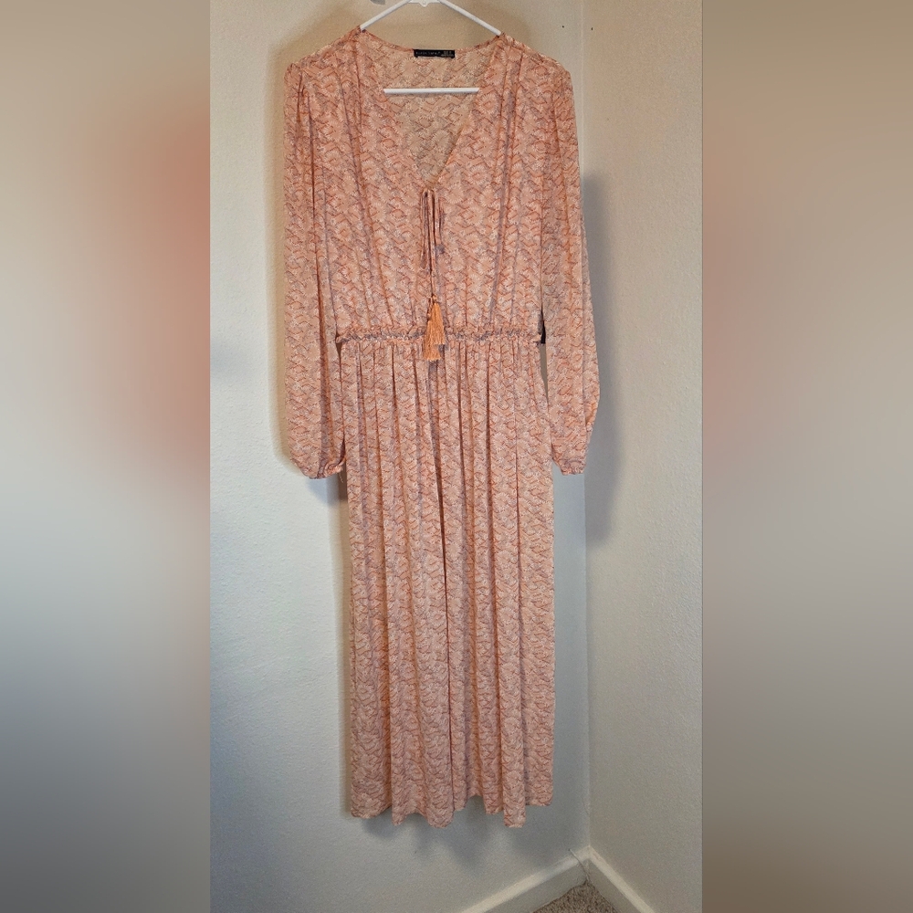 Black Tape Coral Patterned Long Sleeve Dress